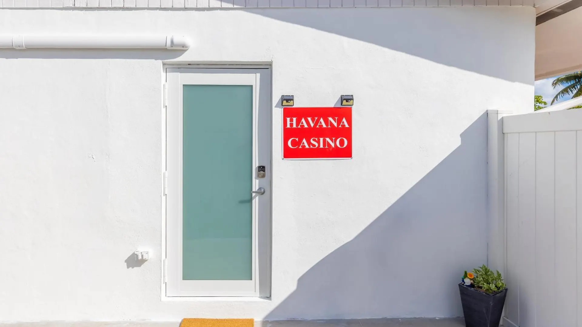 Apartment Havana Casino