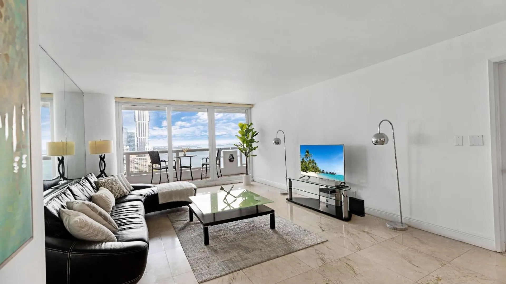 Bayside Glam With Epic Views