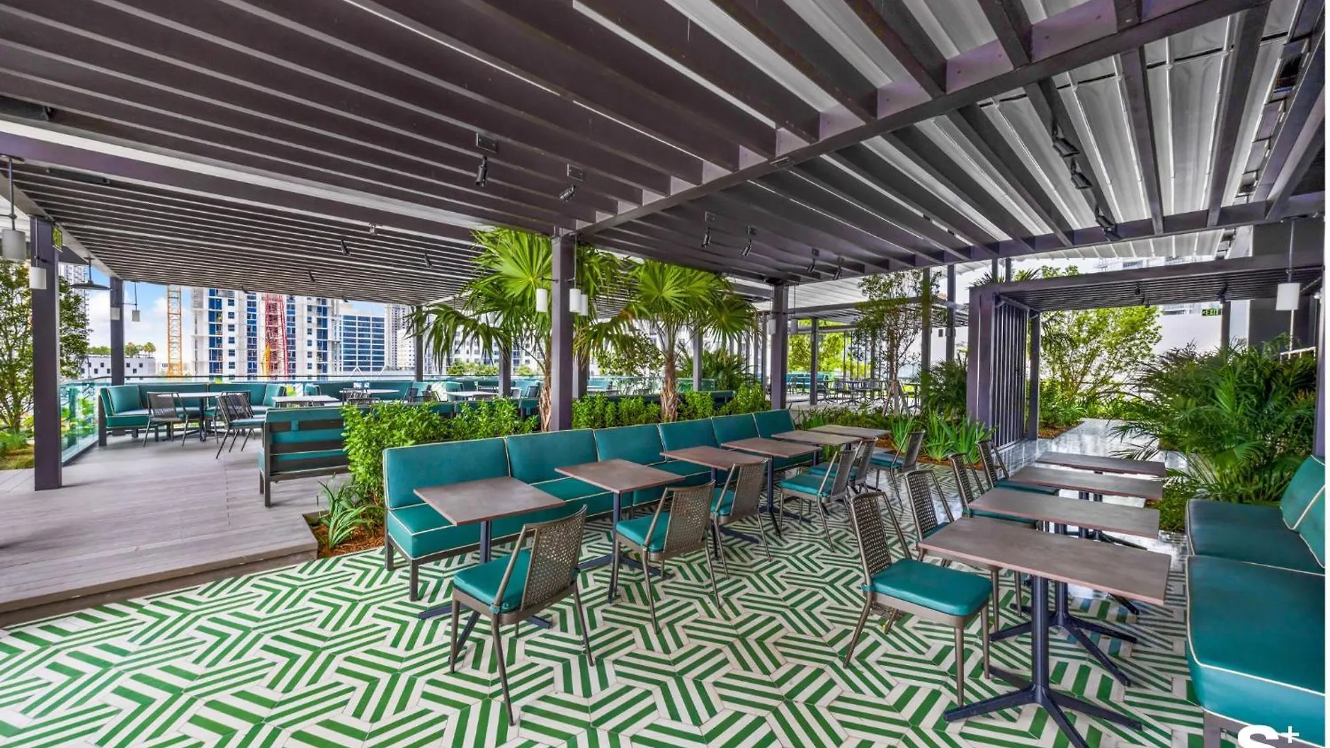Modern In Downtown With Stunning Views Miami