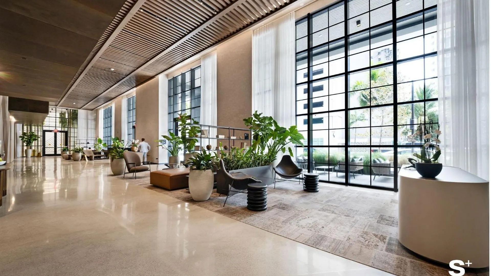 Modern In Downtown With Stunning Views * Miami