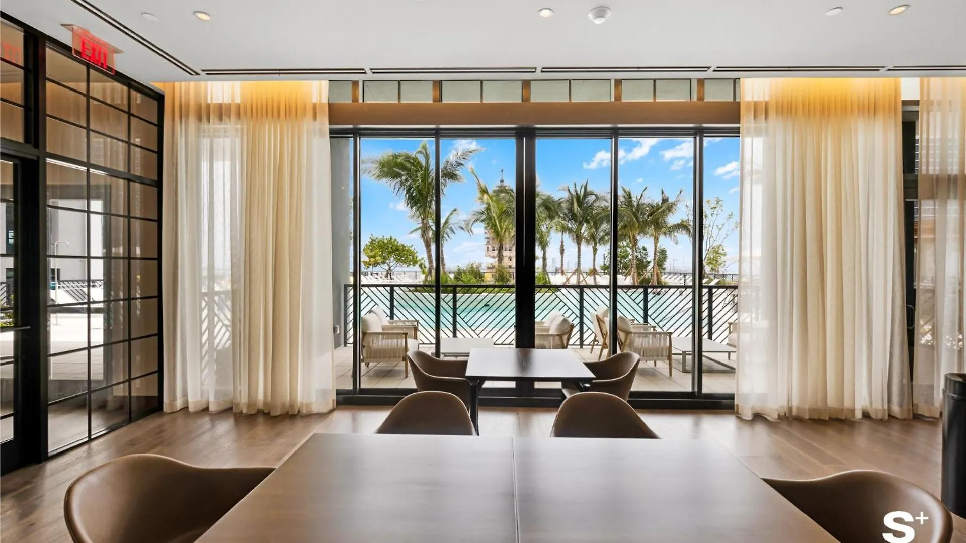 Apartment Modern In Downtown With Stunning Views