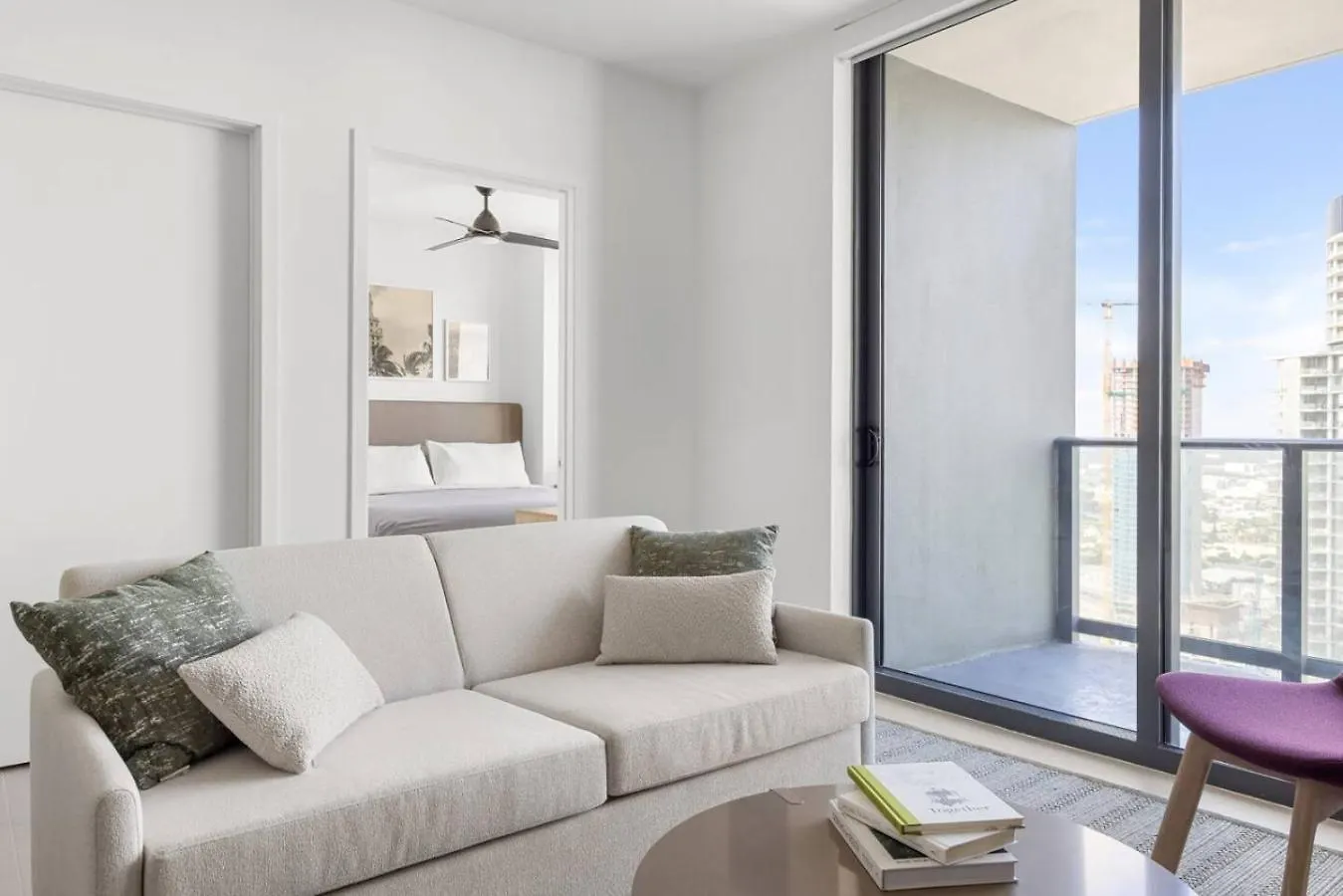 Holiday home W Pool, Gym, And Balcony Next To Kaseya Center Miami