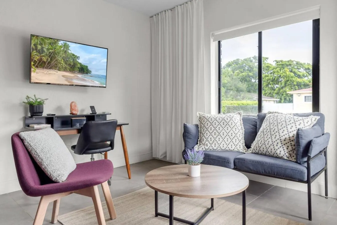 Free Parking With Wifi At Biscayne Park * Miami