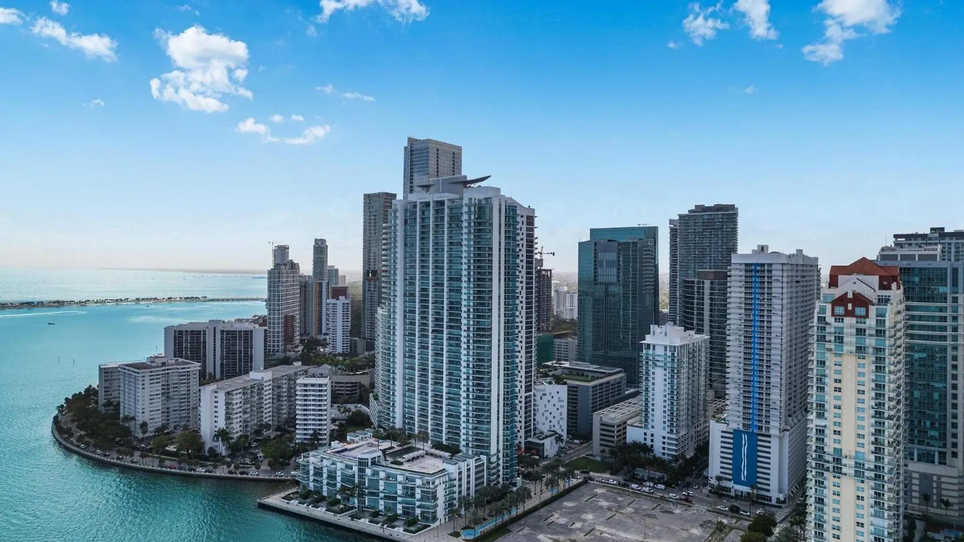 Modern Bayview In Brickell Bay Apartment *