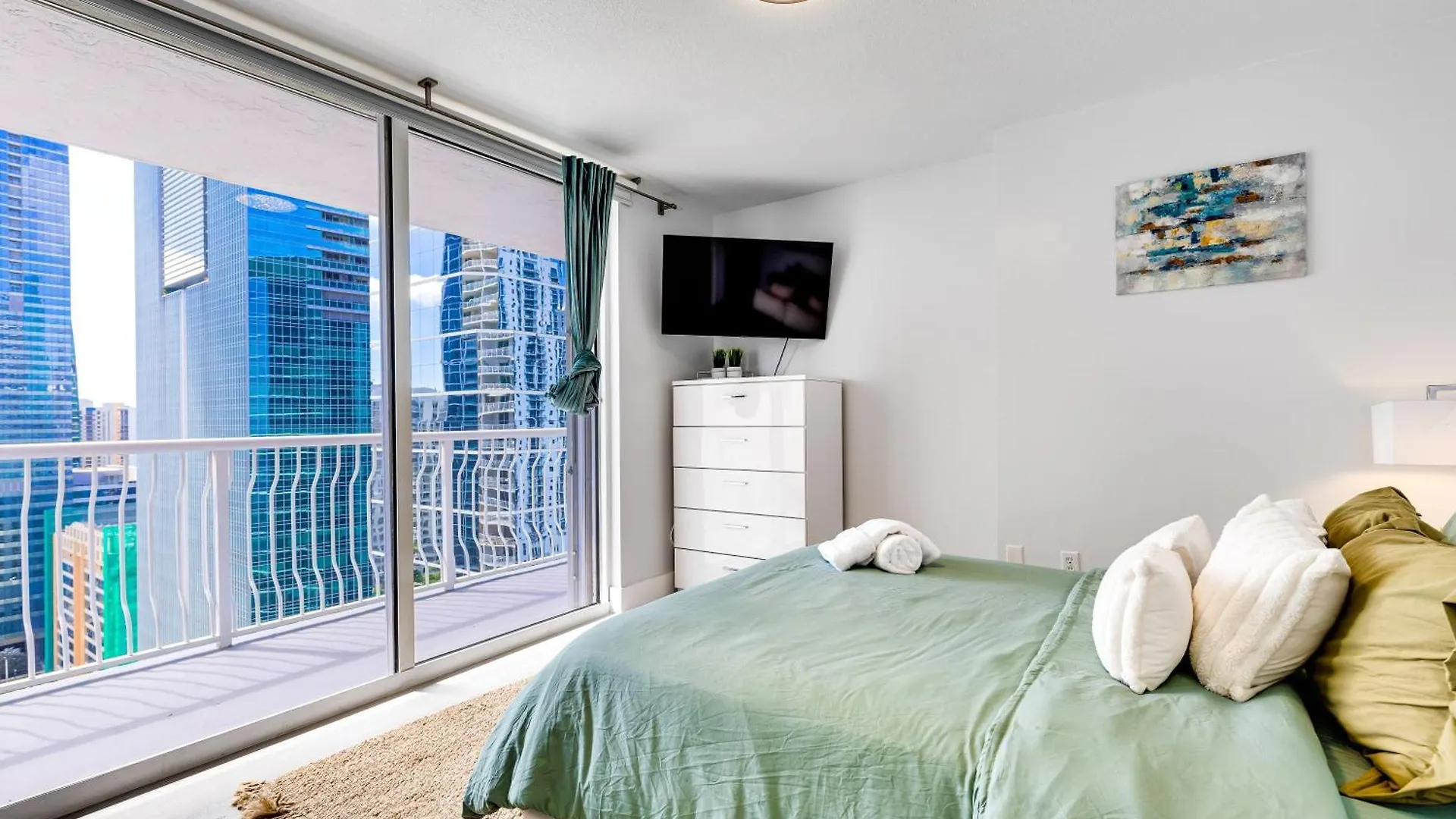 Upscale Brickell 3 Bedroom With Water Views And Free Parking * Miami
