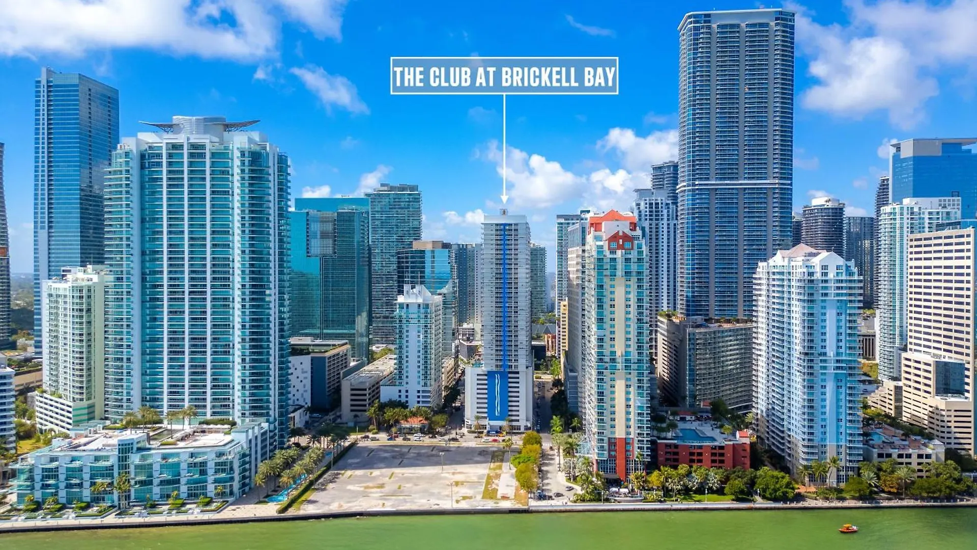 Upscale Brickell 3 Bedroom With Water Views And Free Parking
