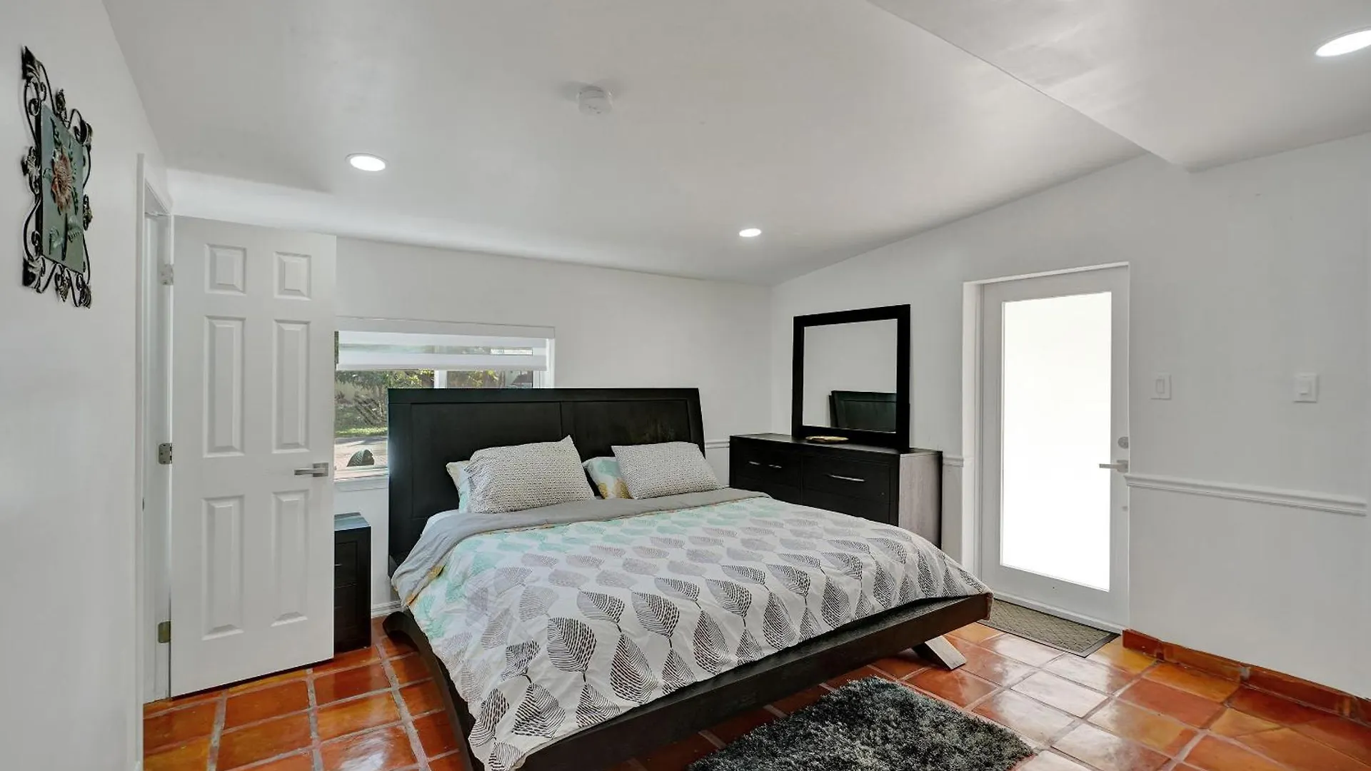 Petite Houze With Wi-fi And Parking