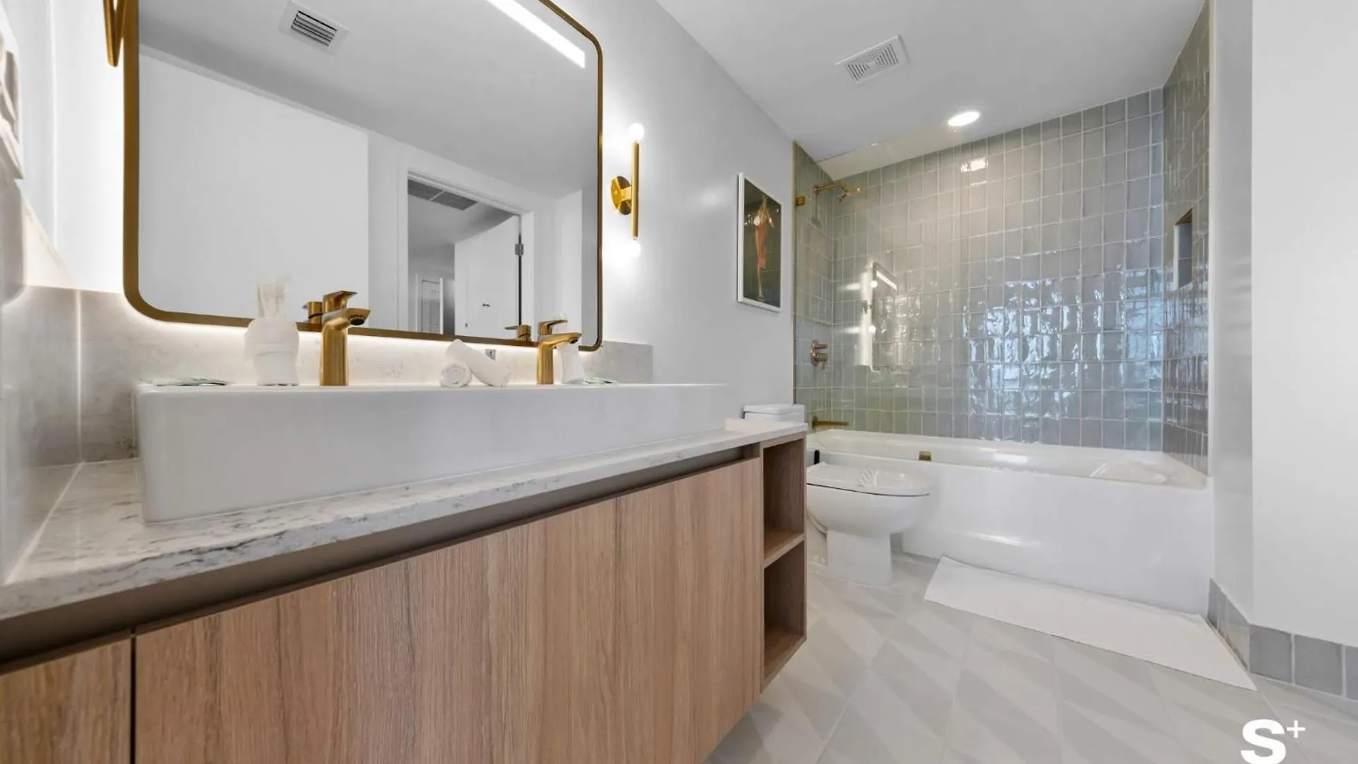 Apartment Skyline Retreat Chic 1-br With Prime Access *