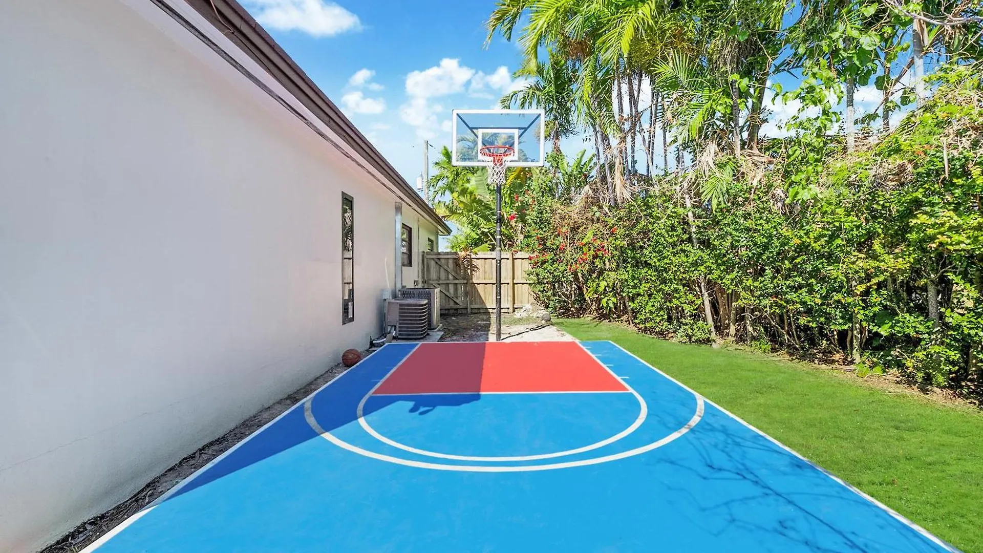 Holiday home Sunny Days Escape Miami, Pool, 18min To Airport L72