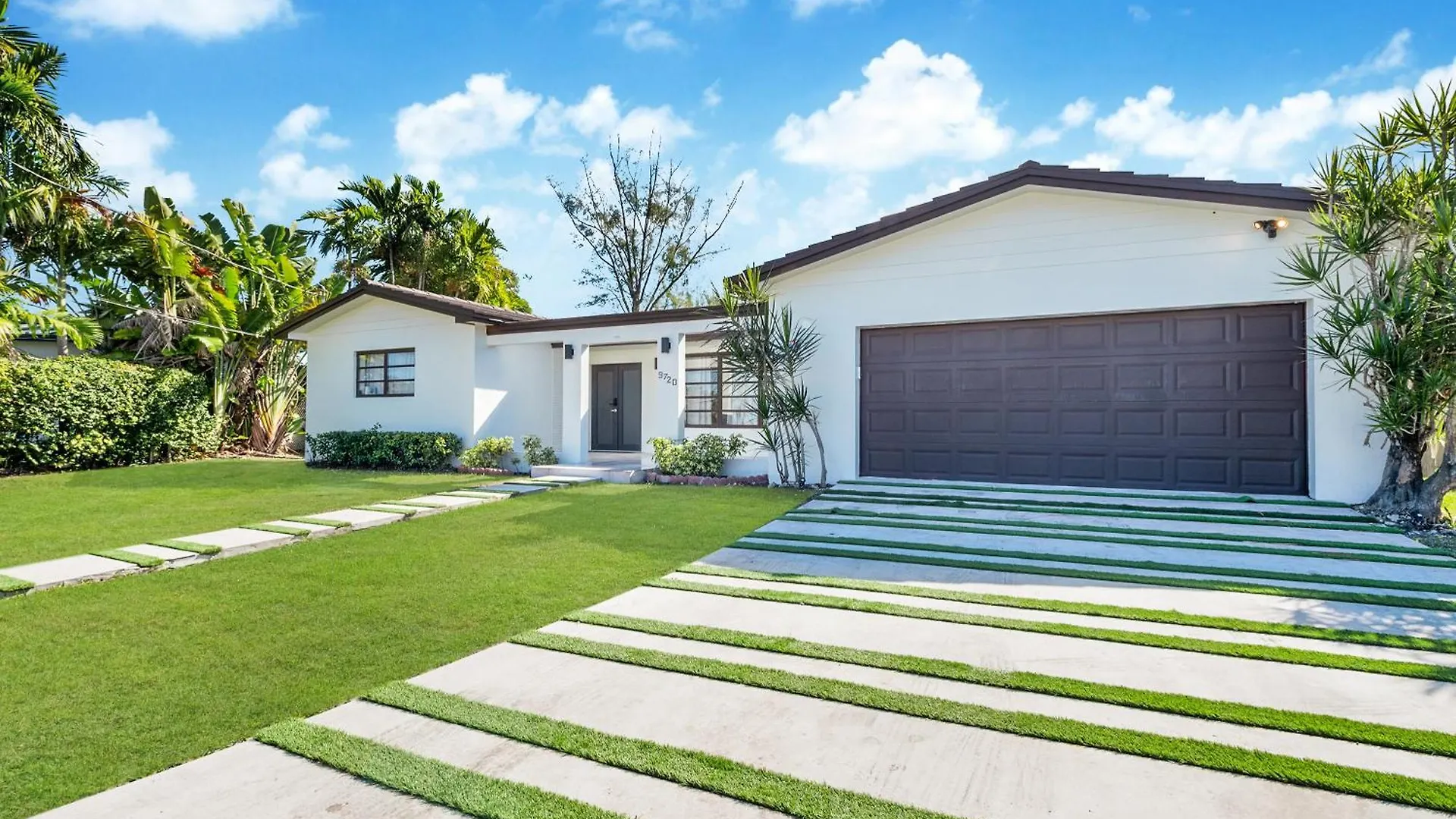 Holiday home Sunny Days Escape Miami, Pool, 18min To Airport L72