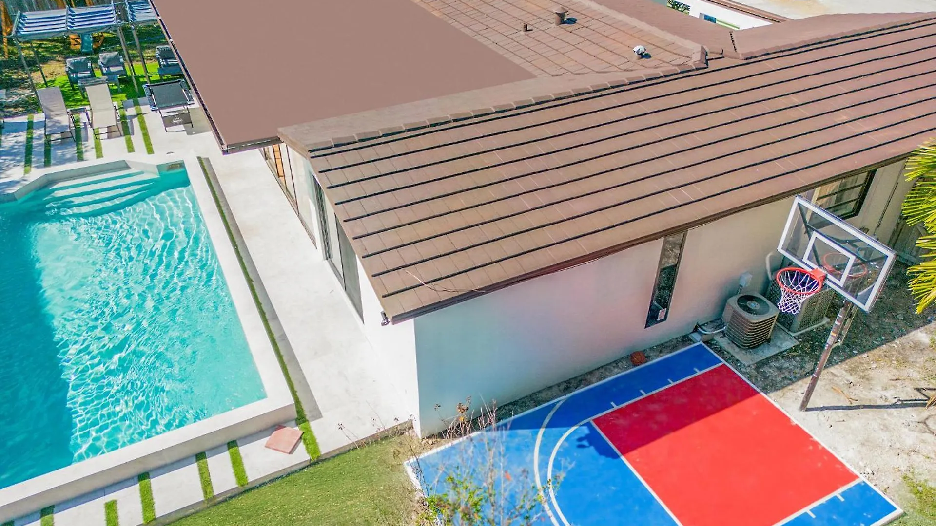 Sunny Days Escape Miami, Pool, 18min To Airport L72 Holiday home *