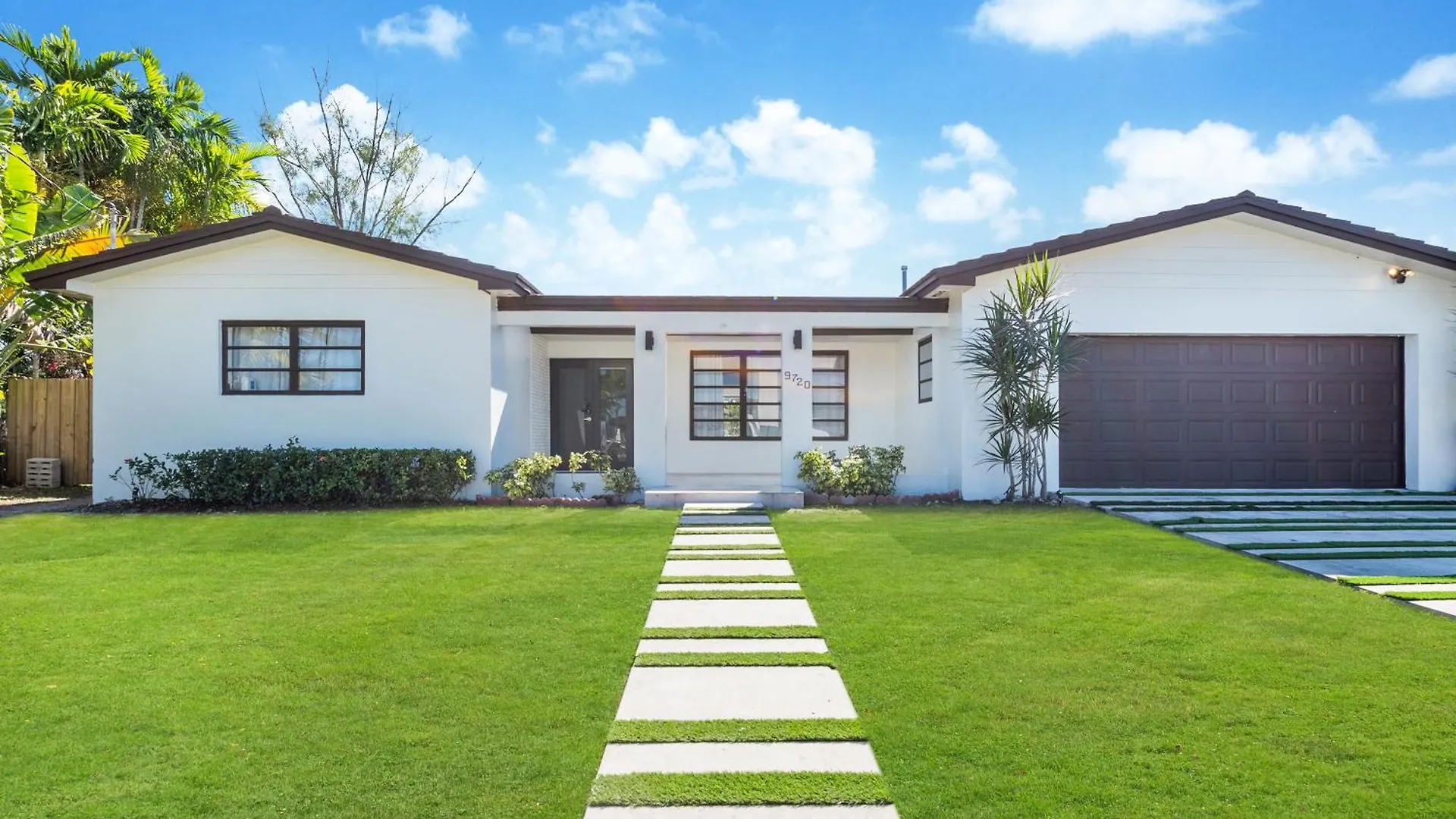 Holiday home Sunny Days Escape Miami, Pool, 18min To Airport L72 *