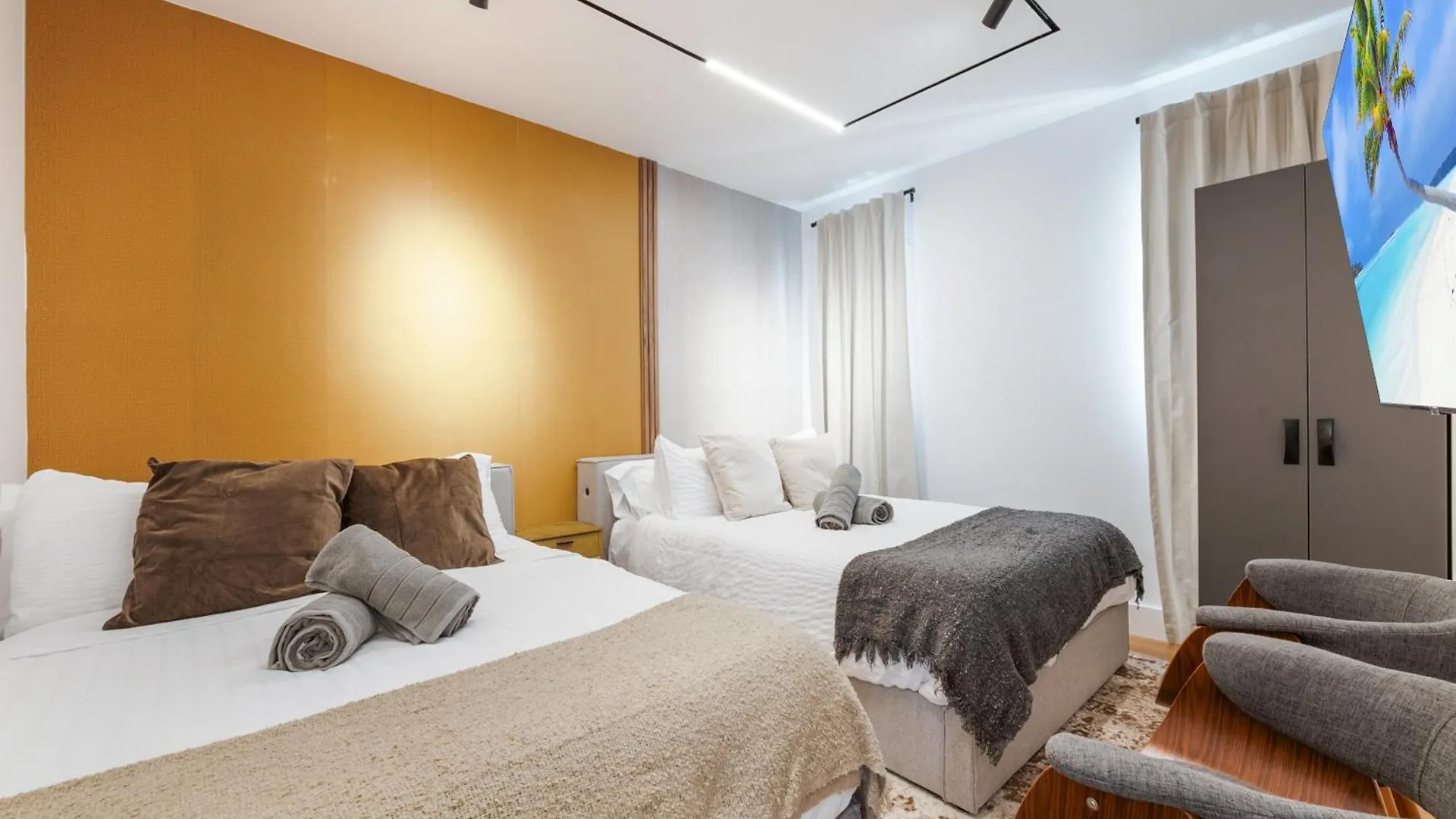Sunny Days Escape Miami, Pool, 18min To Airport L72 *