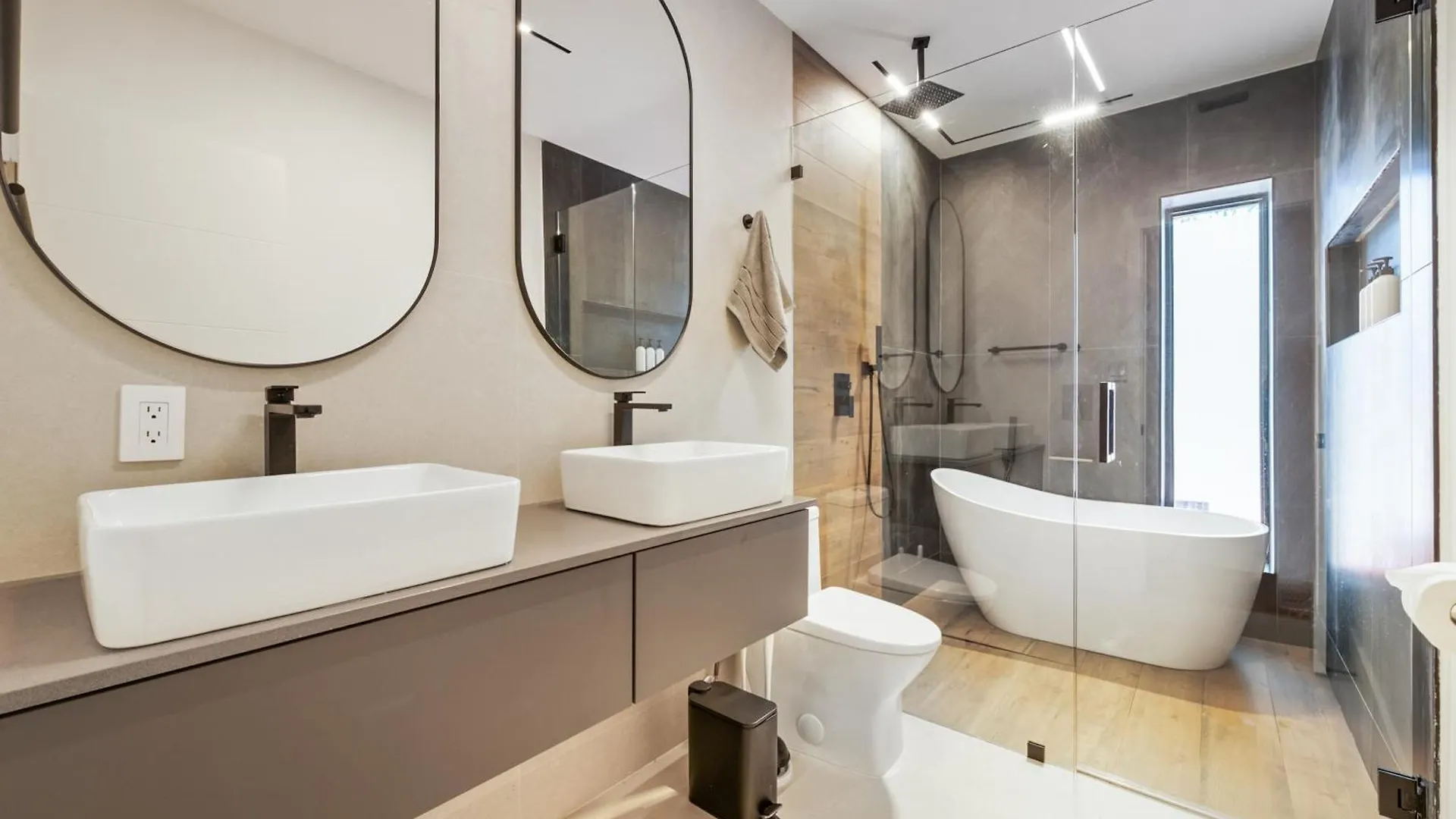 Sunny Days Escape Miami, Pool, 18min To Airport L72 * Miami