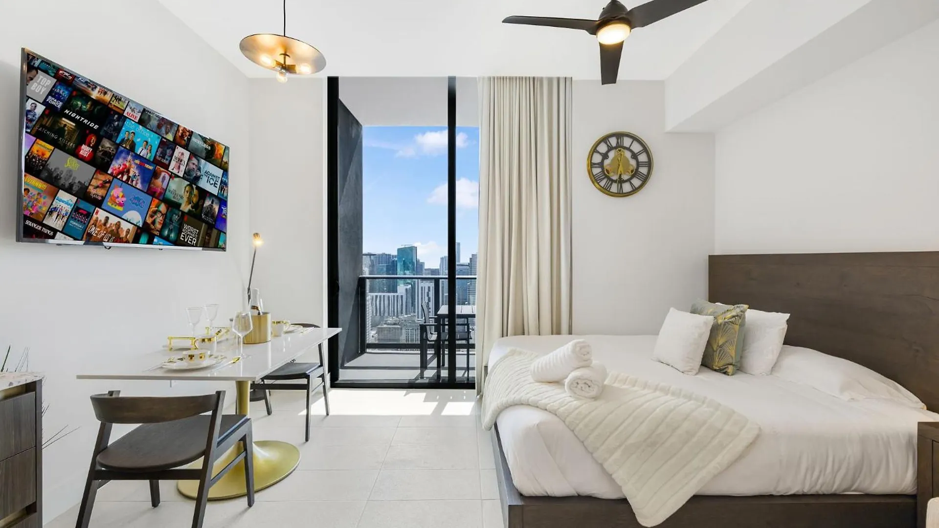 Exclusive With Views In Downtown * Miami