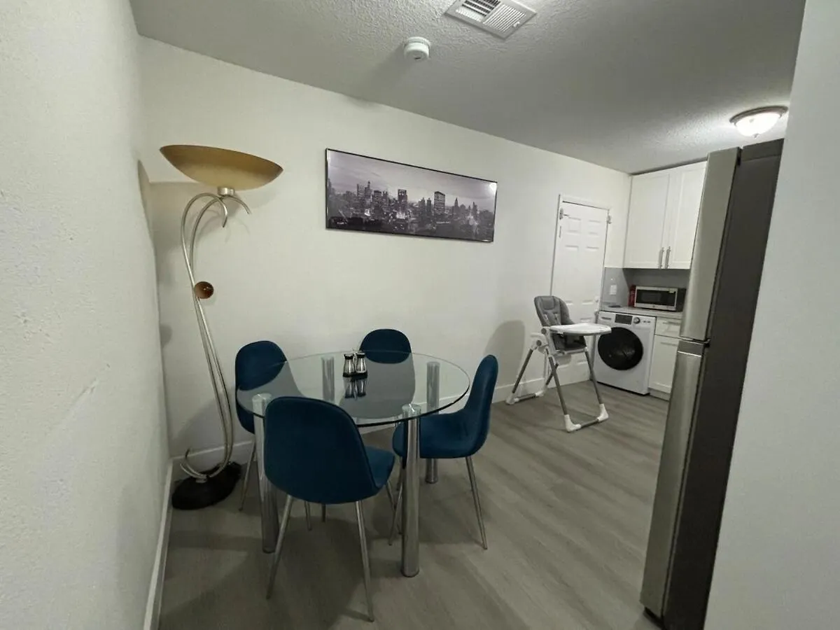 Escape, 3br, Parking, 15 Min To Airport!