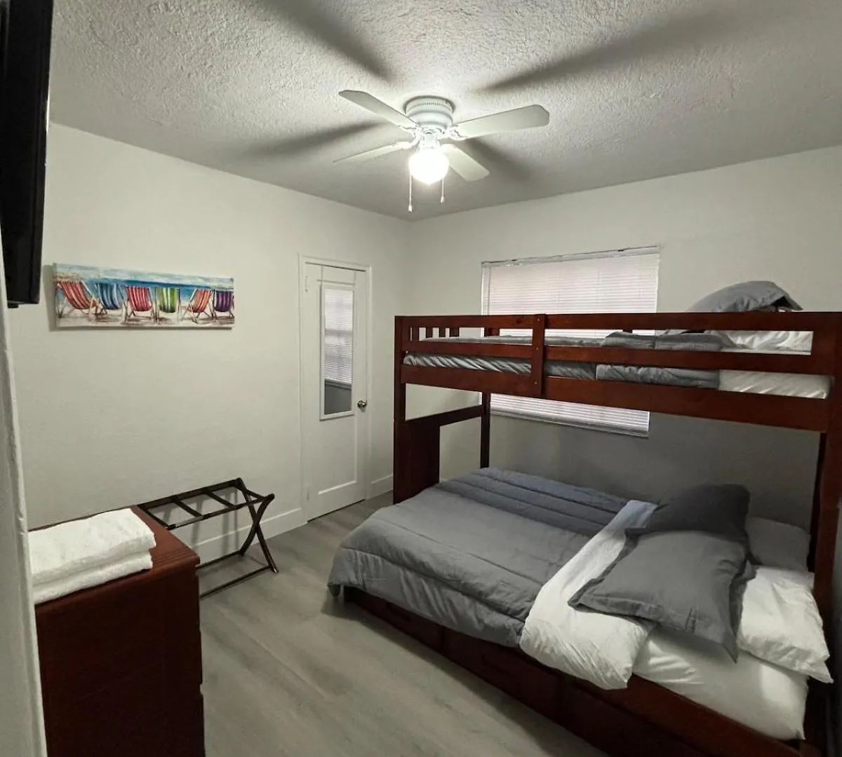 Дом отдыха Escape, 3br, Parking, 15 Min To Airport!