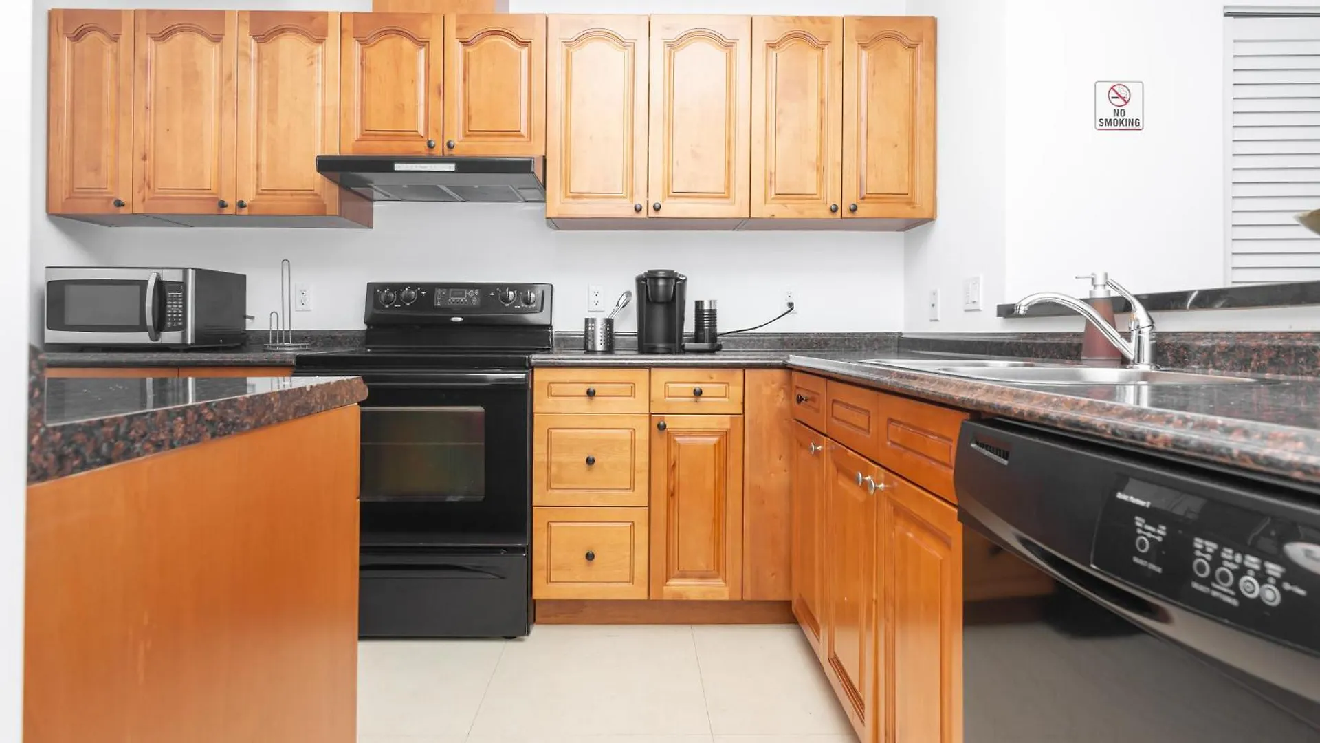 2-bdrm -heart Wynwood & Edgewater- 206