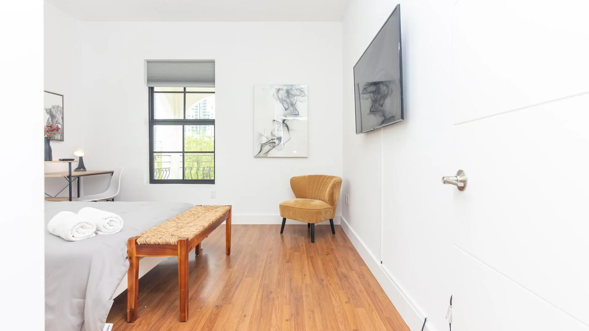 アパート 2-bdrm -heart Wynwood & Edgewater- 206