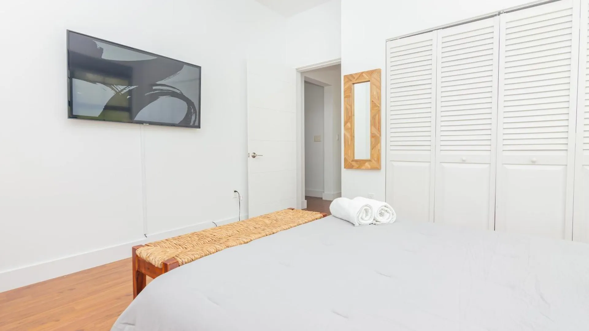 アパート 2-bdrm -heart Wynwood & Edgewater- 206 マイアミ