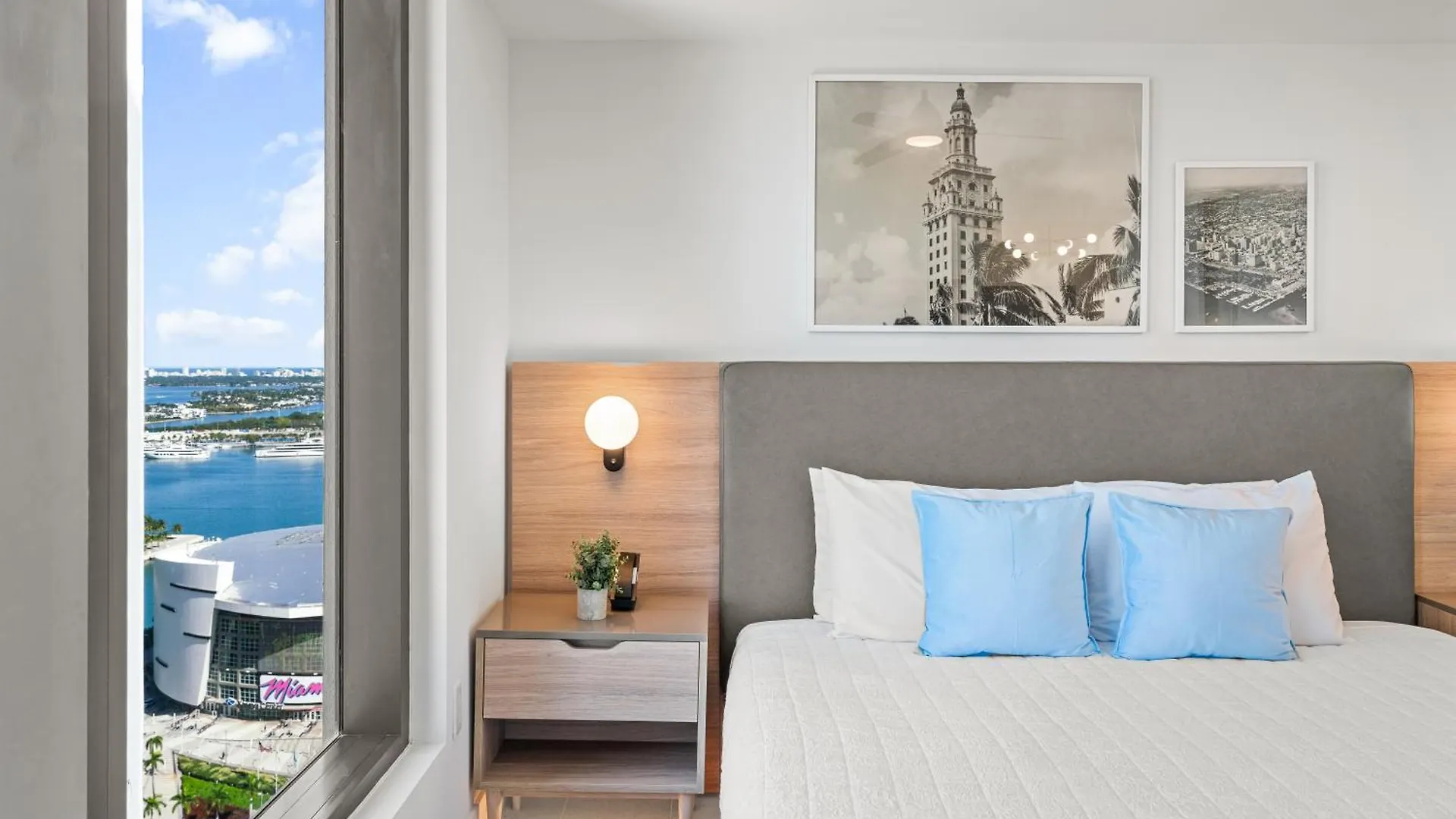New 28th Floor Unit - Breathtaking Bay And Downtown Views マイアミ