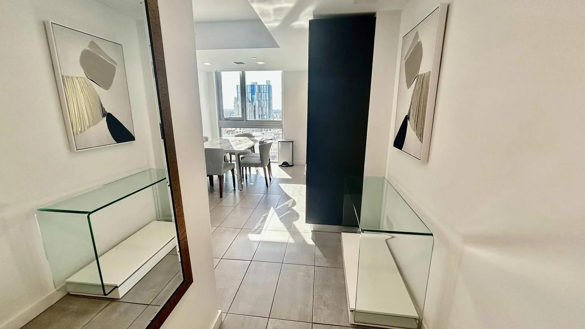 Rare Corner Unit Private Terrace & Sunset Views Prázdninový dům Miami