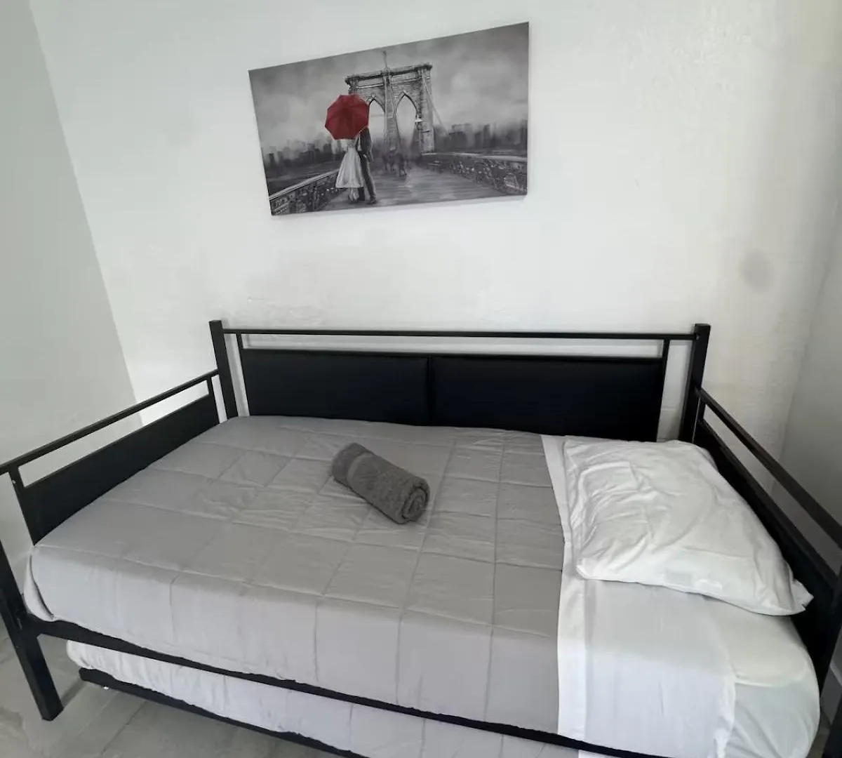2bed In The Heart Of Apartment