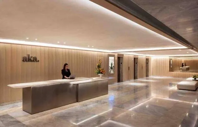 Spacious Corner At Aka With Bay View In Ideal Location Free Parking アパート マイアミ