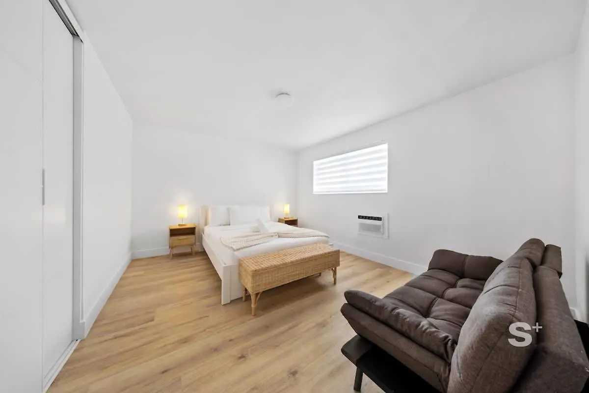 Stylish 1-br In The Heart Of Apartment