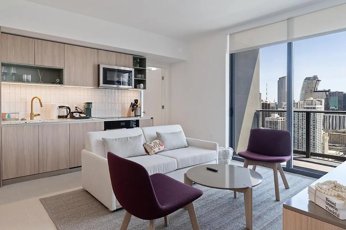 Corner 2bd With City&water Views&best Sunsets *
