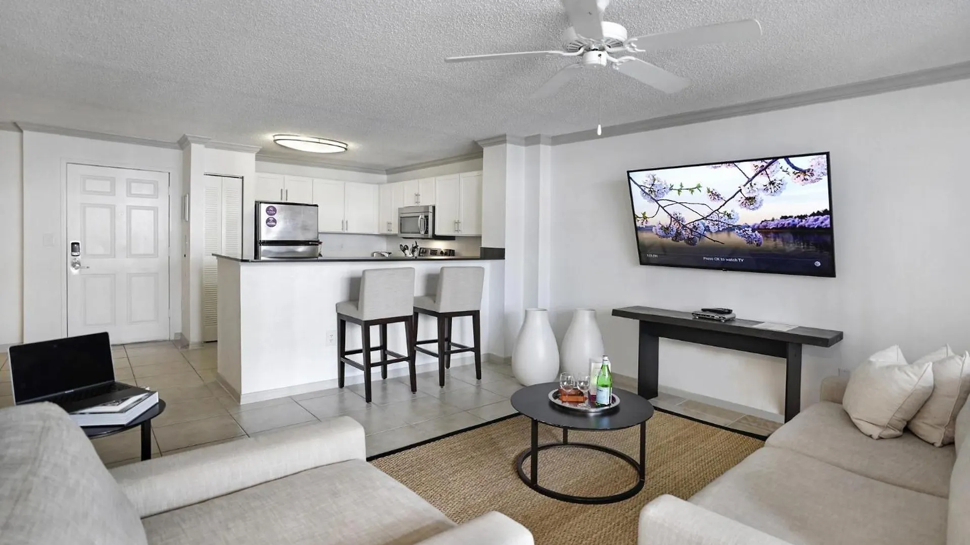 Dharma Coral Gables At Gables Grand Plaza