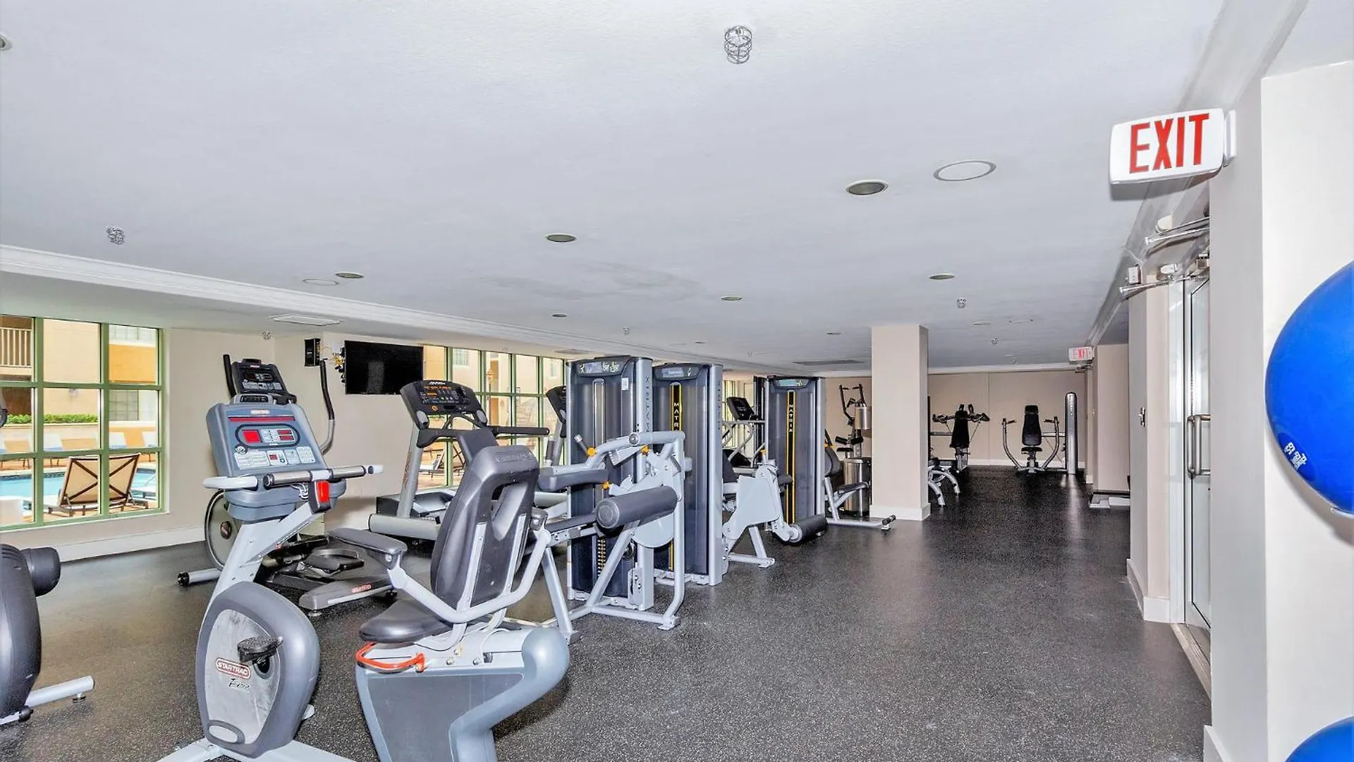 Dharma Coral Gables At Gables Grand Plaza *