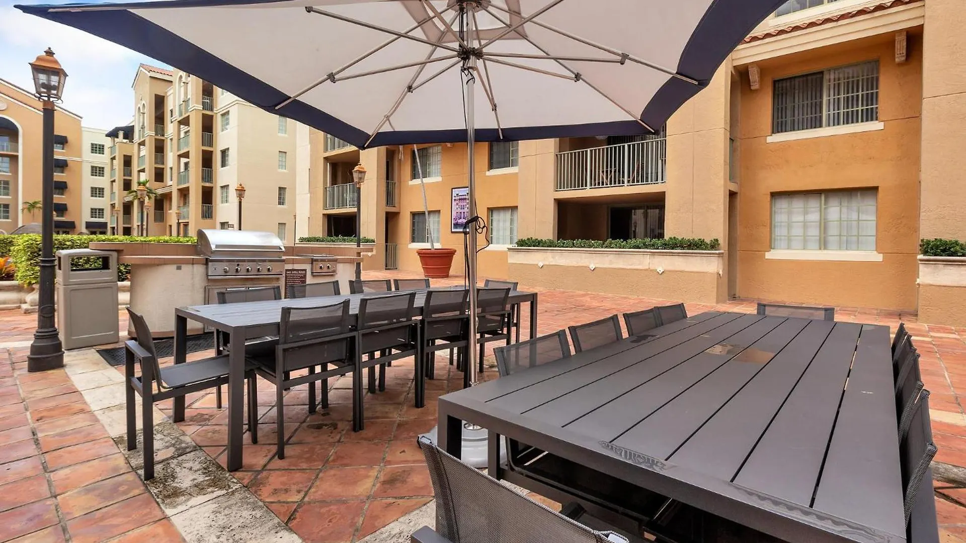 Dharma Coral Gables At Gables Grand Plaza Miami
