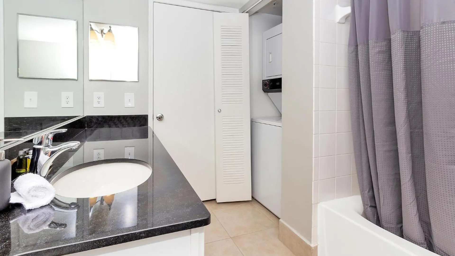 Apartment Dharma Coral Gables At Gables Grand Plaza *