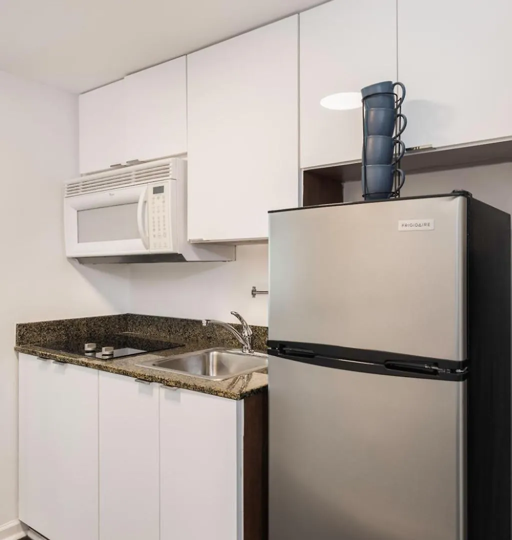 In Brickell With Pool, Gym, Free Parking And Game Miami