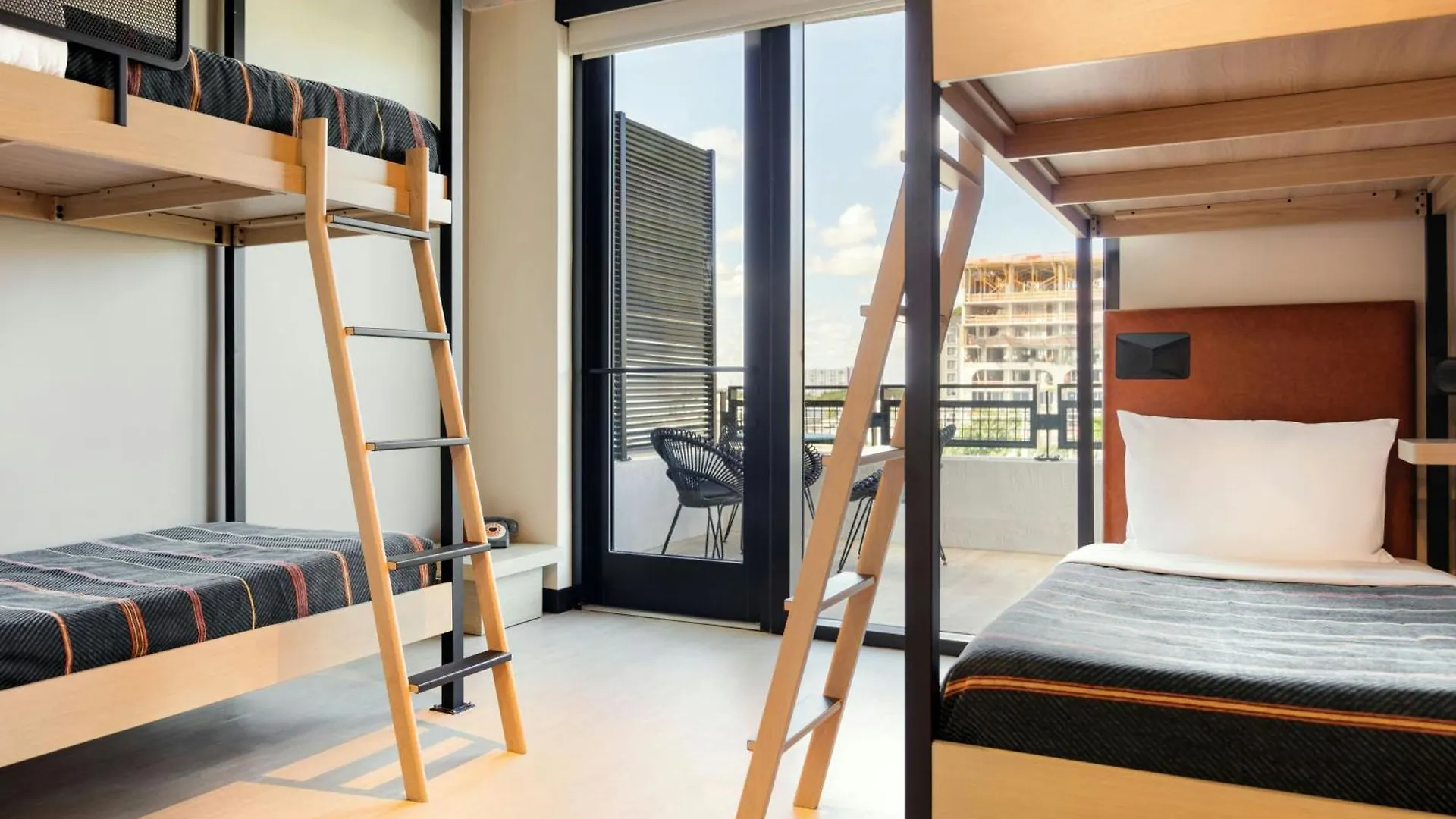 Moxy Wynwood 4*