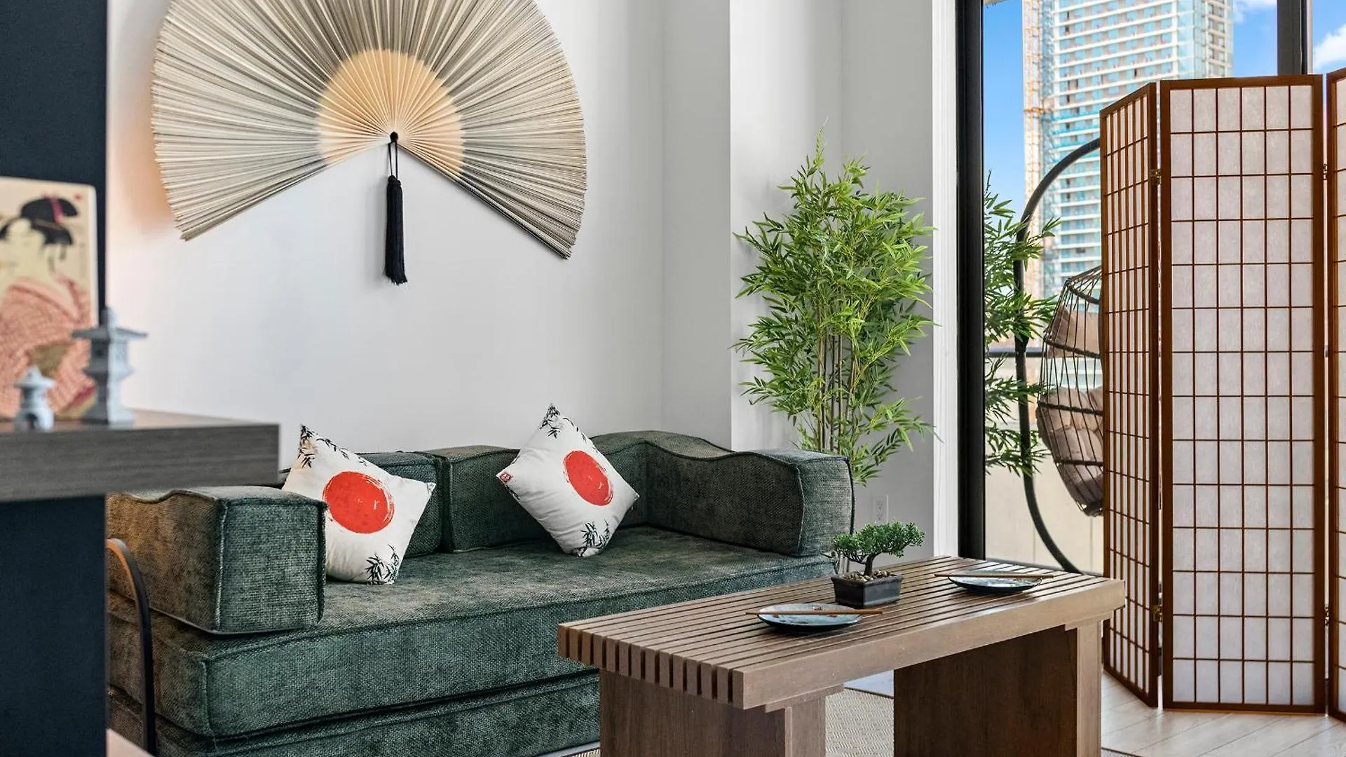 Breezy Luxury Residences - Near Kaseya Center Apartment Miami