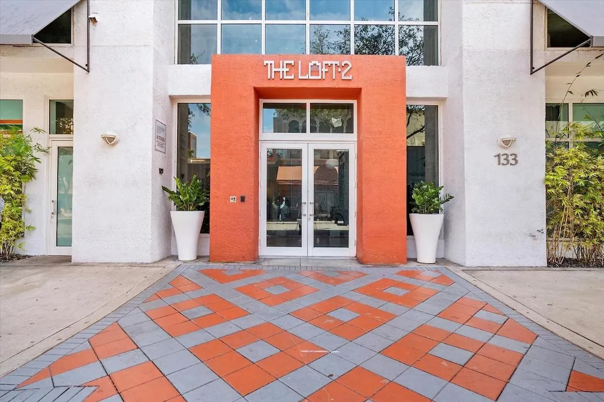 Lux Penthouse Loft - Free Parking - Bay Views Apartment