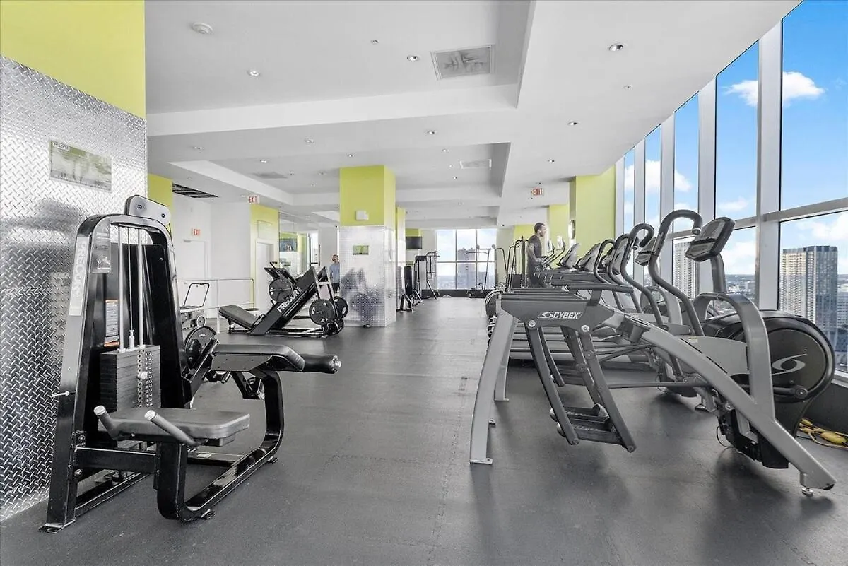 Lux Penthouse Loft - Free Parking - Bay Views Apartment