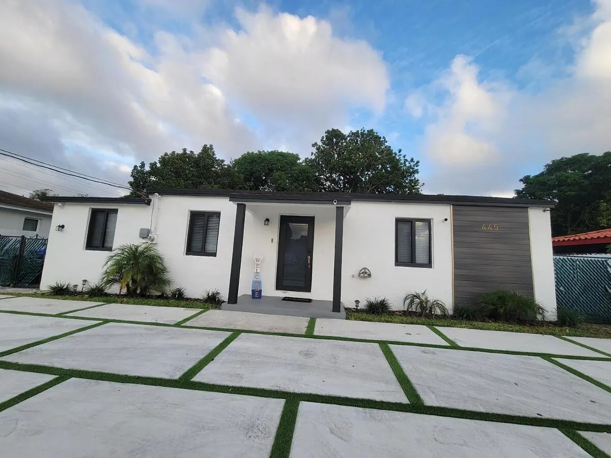 Holiday home My Tropical Paradise In