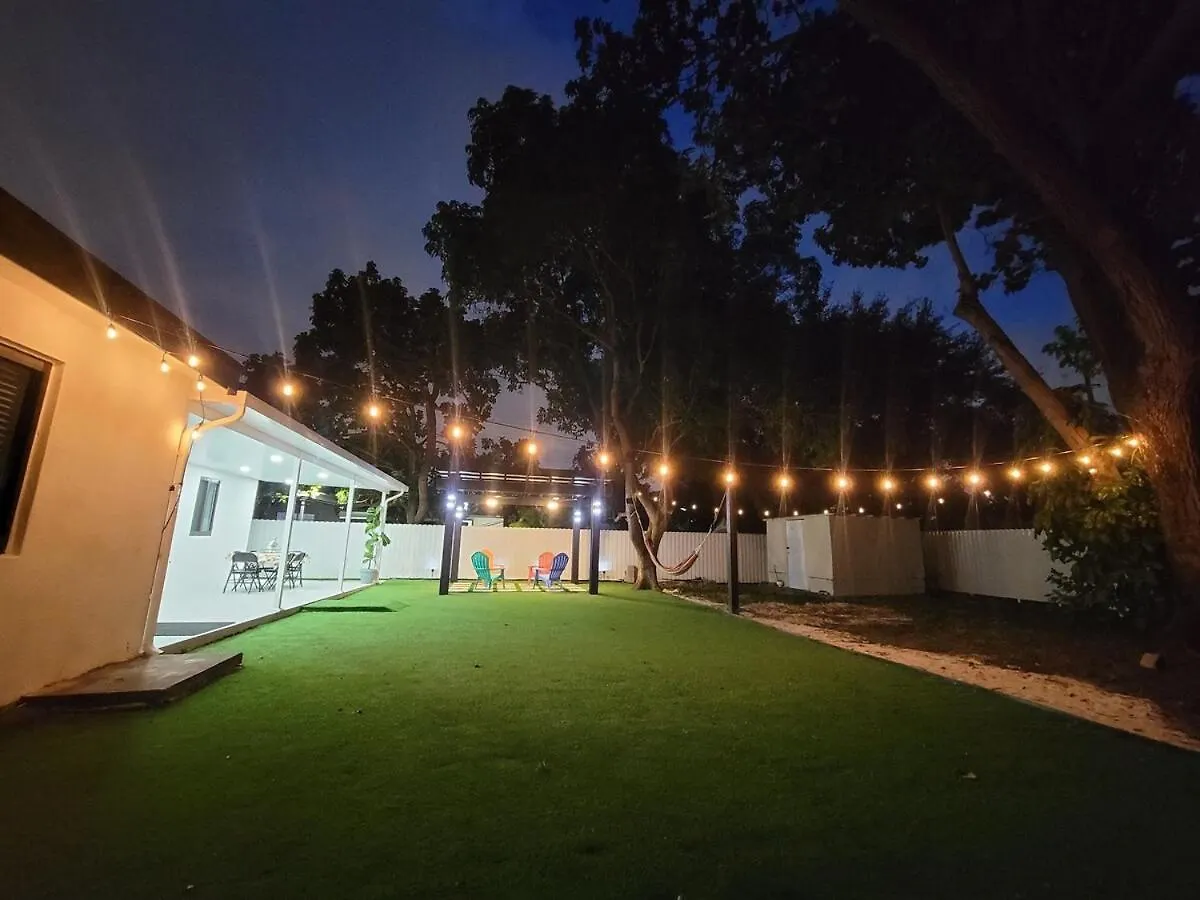 My Tropical Paradise In Holiday home Miami