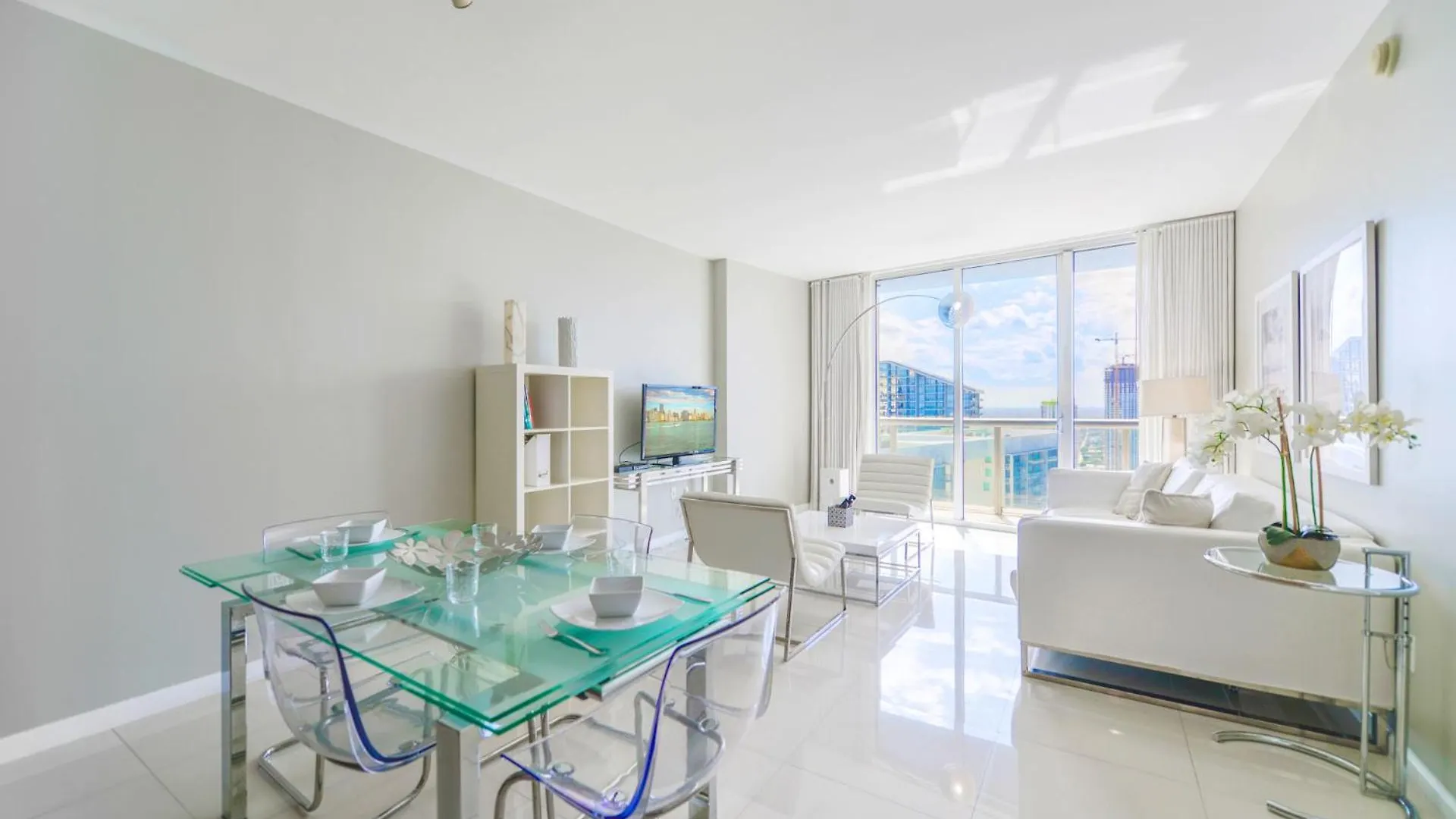 Panoramic Views From 45th Floor Brickell Miami