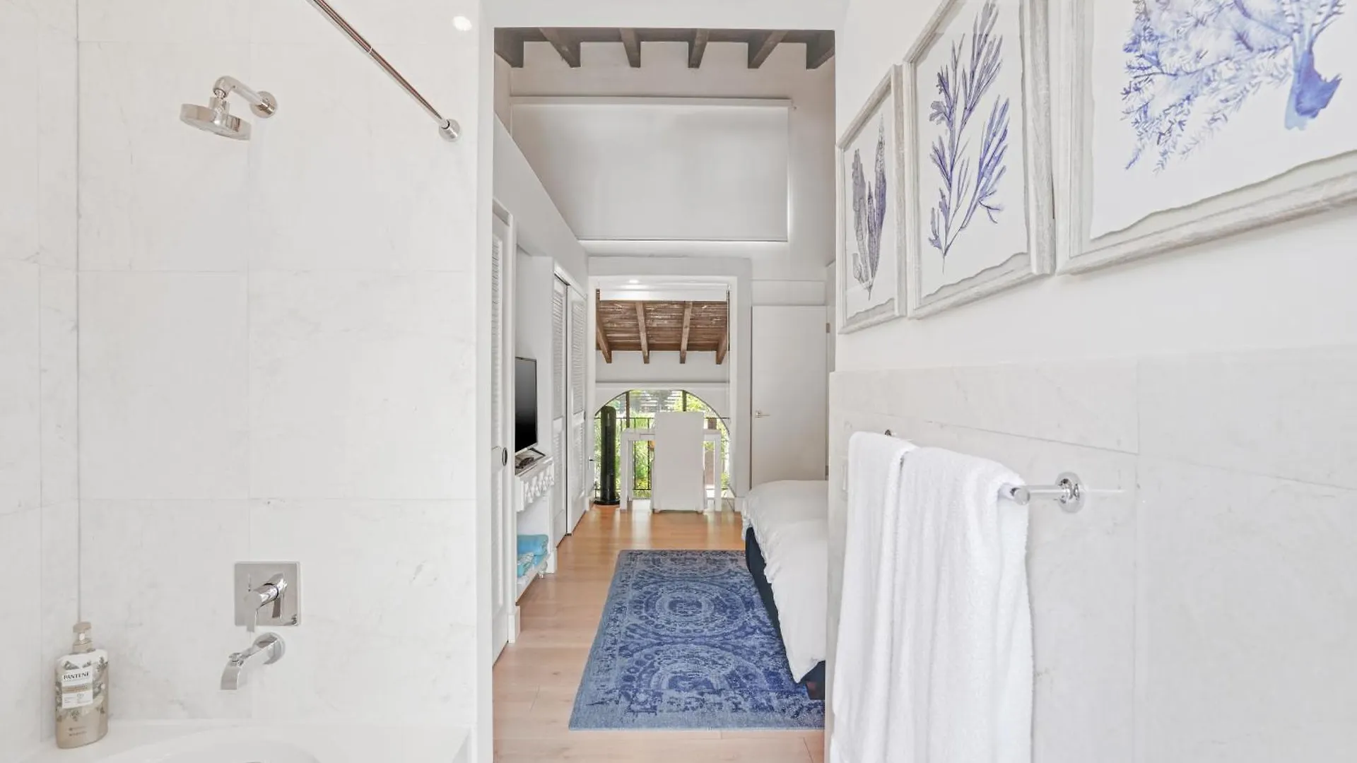 Villa Luxury Pool At St. Unit E, Pet Friendly Miami