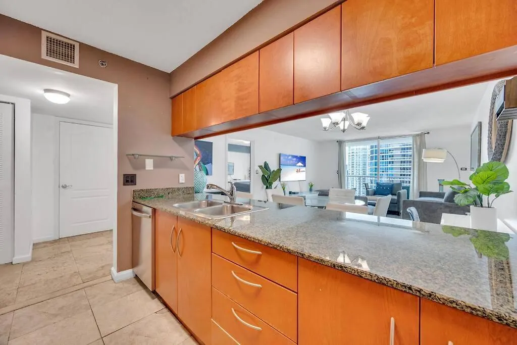 Apartment Iconic 1br Highrise Brickell-freeparking Miami
