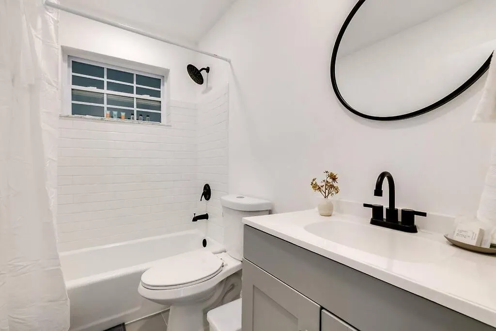 Apartment 1b Next To Airport Virg 12 Miami
