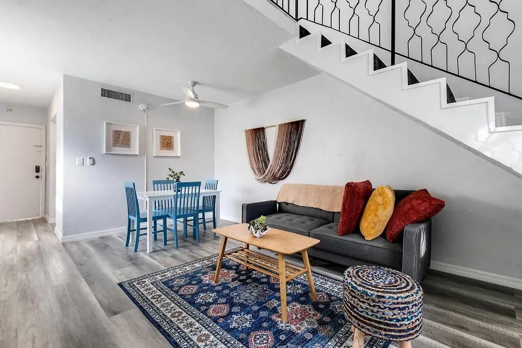 Mia Airport 1b With Desk Virg 9 Apartment Miami