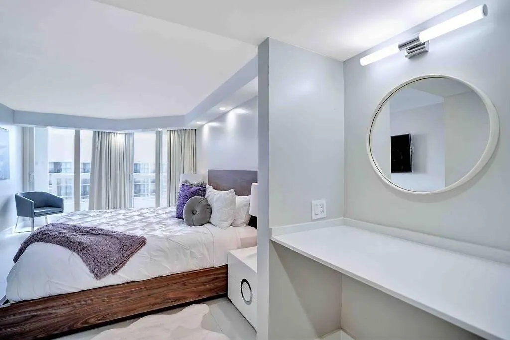 Apartment Summer Retreat! Water And Views! Miami