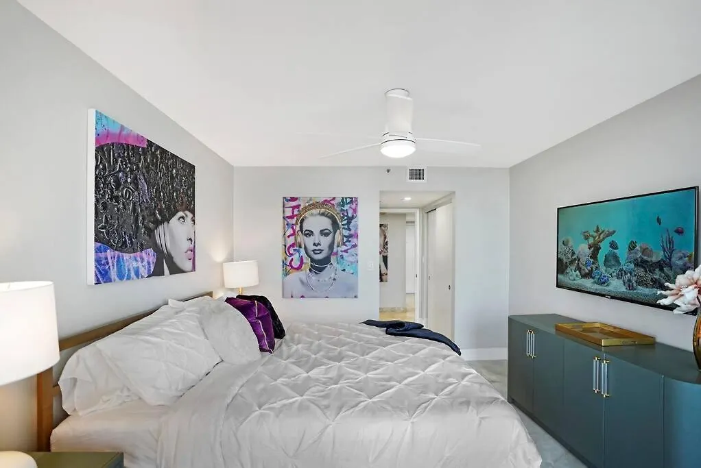 First Class! - Crystal Clear Water Views! Apartment