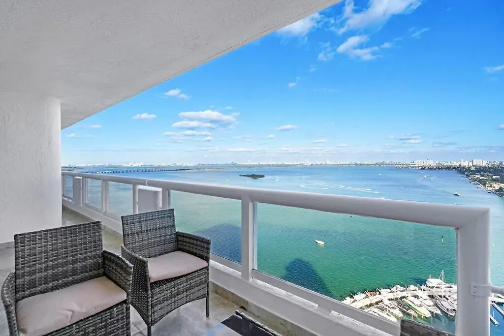 Apartment First Class! - Crystal Clear Water Views! Miami