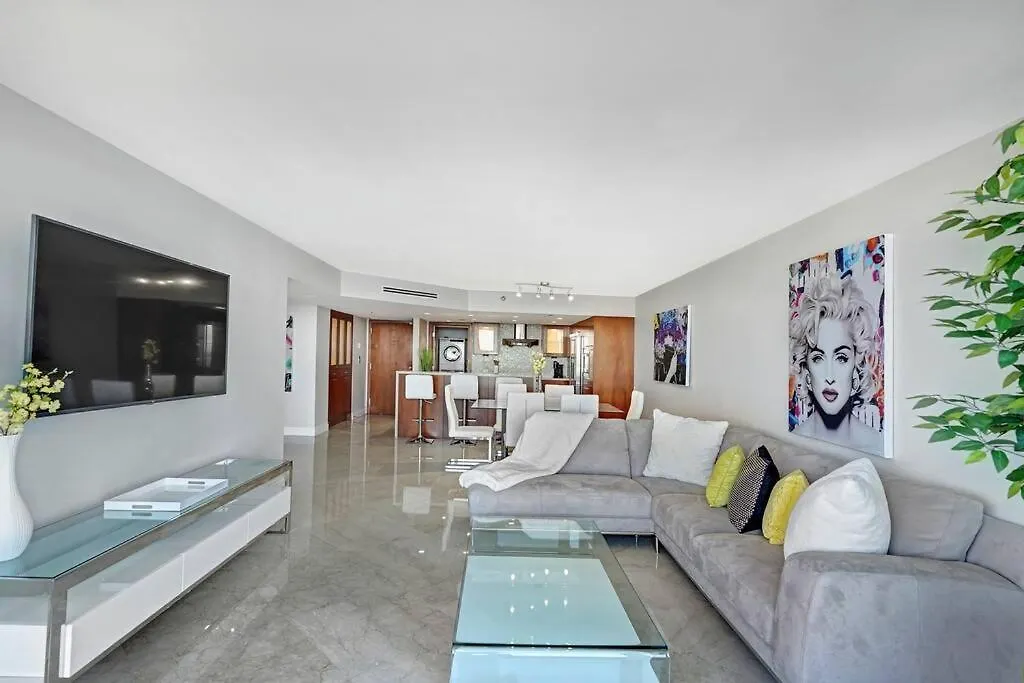 Only In My Dreams! Direct Water View Luxury Apartman Miami